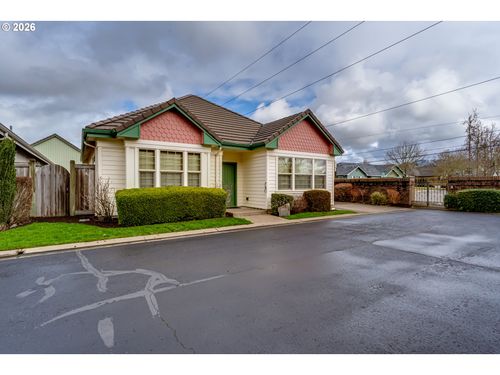 2099 Lake Shore Dr, Eugene, OR, 97408-5963 | Card Image