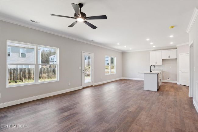 9510 Joy Denise Ln, House other with 4 bedrooms, 3 bathrooms and null parking in Heiskell TN | Image 4