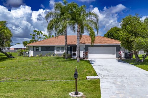 2144 Se Elmhurst Rd, Port St Lucie, FL, 34952-4935 | Card Image