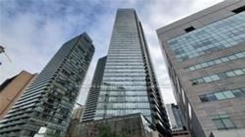 204-832 Bay St, Toronto, ON, M5S1Z6 | Card Image