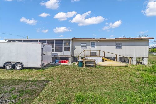 224 Mamie St, CHOKOLOSKEE, FL, 34138 | Card Image