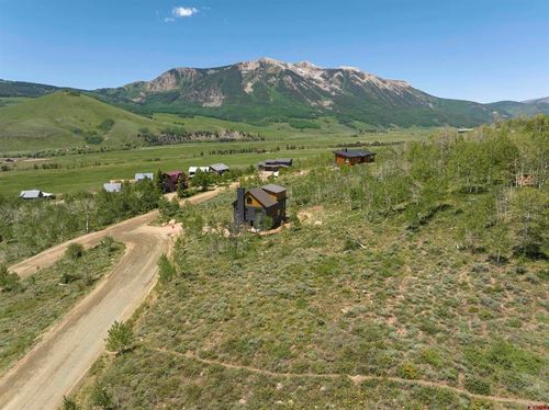 27 Cisneros Ln, Crested Butte, CO, 81224-9636 | Card Image