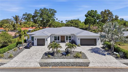 806 Osceola Rd, BELLEAIR, FL, 33756-1544 | Card Image