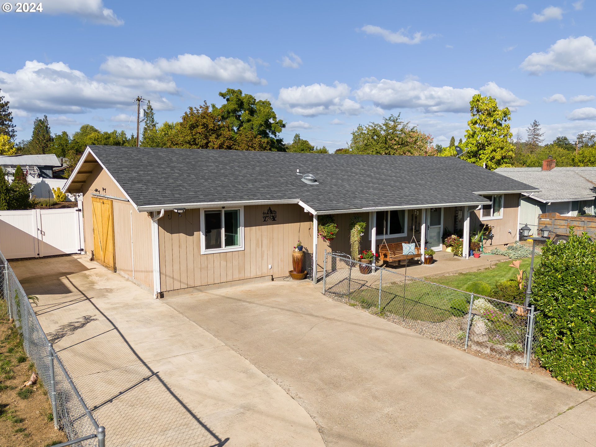 Park St, Winston, OR 97496