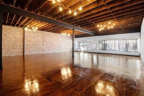 111 Water St, Horse Cave, KY, 42749-1134 | Card Image