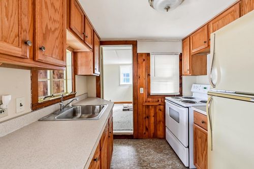 a-and-b-48 Kingsbury Dr, Milton, NH, 03851-4606 | Card Image