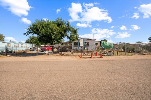3202 E Ames Ave, Kingman, AZ, 86409-1628 | Card Image