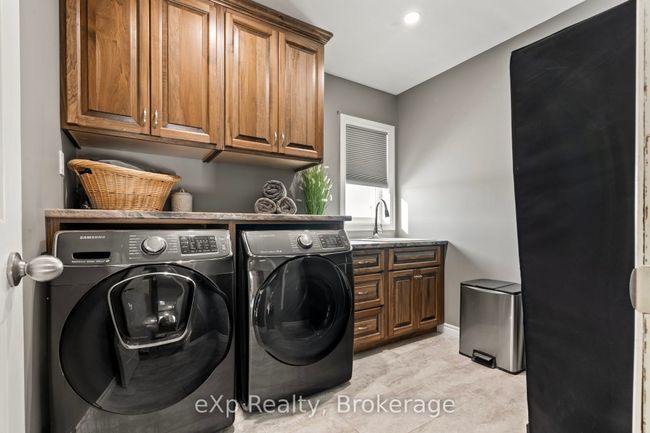 953 Greenock Brant Line, House other with 3 bedrooms, 3 bathrooms and 6 parking in Cargill ON | Image 29
