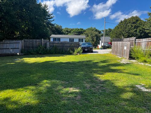 30 Margaret St, New London, CT, 06320-3901 | Card Image