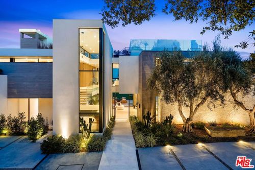 1830 Mango Way, Los Angeles, CA, 90049 | Card Image