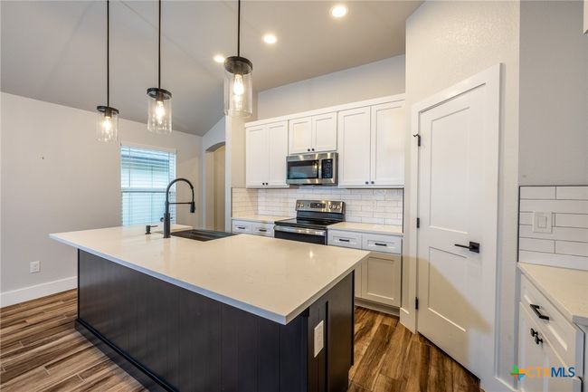 Kitchen Island & Pantry | Image 5