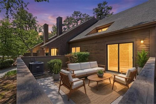 9 Willowick Dr, Lithonia, GA, 30038-1723 | Card Image