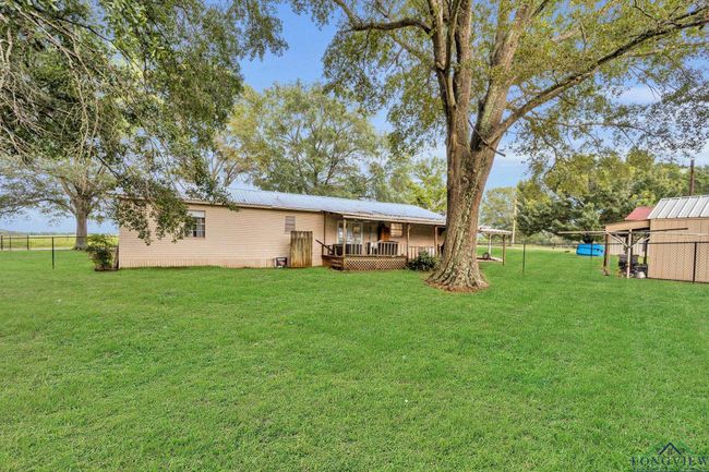 2411 N Page Rd, House other with 3 bedrooms, 2 bathrooms and null parking in Longview TX | Image 21