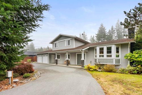 24466 56 Ave, Langley, BC, V2Z1E9 | Card Image