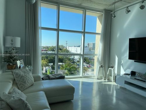 apt-3608-2001 Biscayne Blvd, Miami, FL, 33137-5028 | Card Image