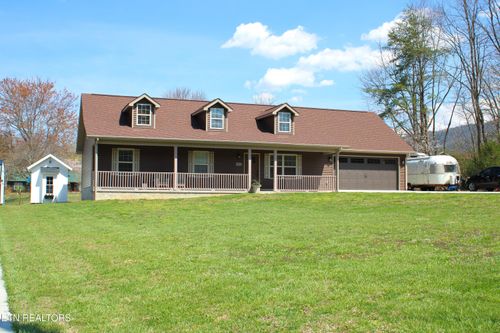 3623 Shelby Dr, Sevierville, TN, 37862-8209 | Card Image