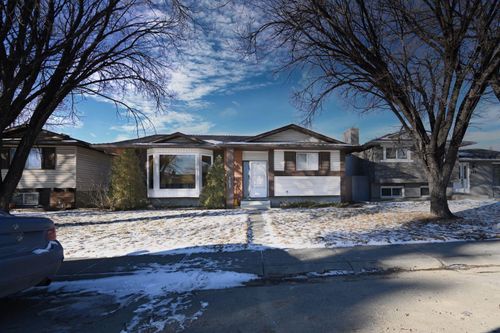 155 Templeton Cir Ne, Calgary, AB, T1Y3T2 | Card Image