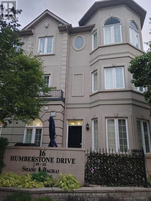 102-16 Humberstone Dr, North York, ON, M2N7C1 | Card Image