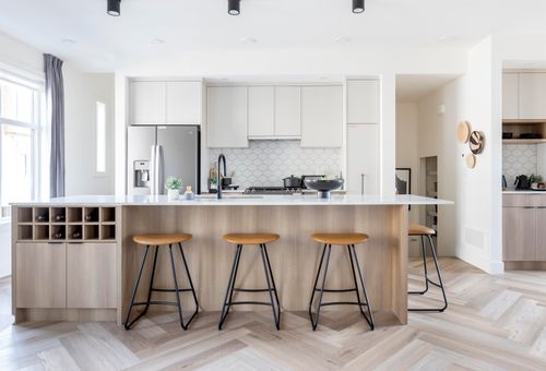 140-2350 165 St, Surrey, BC, V3Z1J9 | Card Image