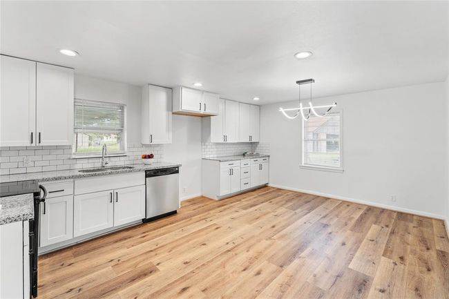 2751 Piper Rd, House other with 3 bedrooms, 2 bathrooms and 2 parking in Pearland TX | Image 33
