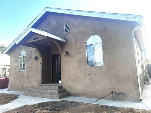 14370 Lanark St, Panorama City, CA, 91402-5223 | Card Image