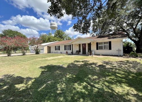 805 S 2nd St, Ganado, TX, 77962 | Card Image