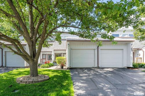 493 44th Avenue Ct, East Moline, IL, 61244-4254 | Card Image