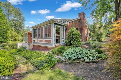 109 Wyomissing Blvd, WYOMISSING, PA, 19610-2257 | Card Image