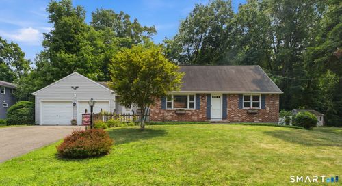 6 Madison Rd, Enfield, CT, 06082-6209 | Card Image