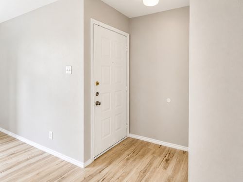 202-4303 Buena Vista St, Dallas, TX, 75205-4872 | Card Image