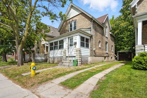 111 Wharncliffe Rd N, London, ON, N6H2A8 | Card Image