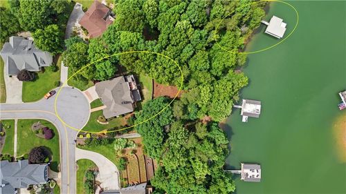 2723 Inglewood Dr, Gainesville, GA, 30504-3969 | Card Image