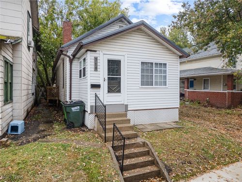 710 N Freedom Ave, Alliance, OH, 44601-1819 | Card Image