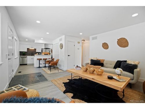 apt-77-9105 E Lehigh Ave, Denver, CO, 80237-1936 | Card Image