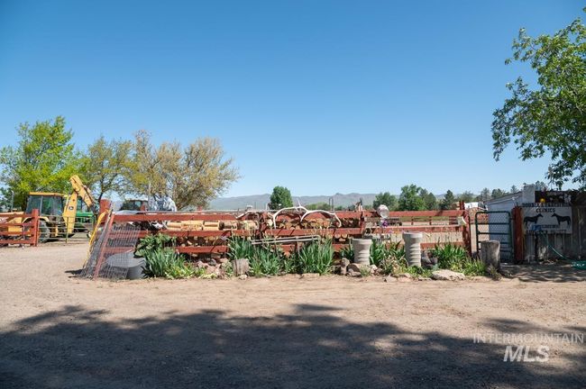 733 Pringle Rd, House other with 3 bedrooms, 2 bathrooms and 2 parking in Weiser ID | Image 48