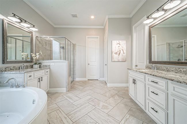 9507 Carson Ln, House other with 5 bedrooms, 3 bathrooms and 2 parking in Iowa Colony TX | Image 25