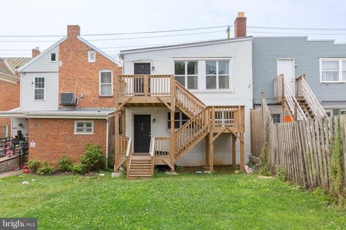 b-212 W Burke St, MARTINSBURG, WV, 25401-3304 | Card Image
