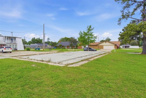 47 Center Ave, Sulphur, LA, 70663-5500 | Card Image