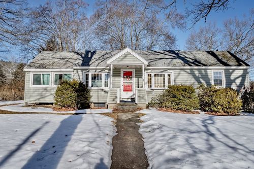43 Northwest Rd, Westfield, MA, 01085-3925 | Card Image