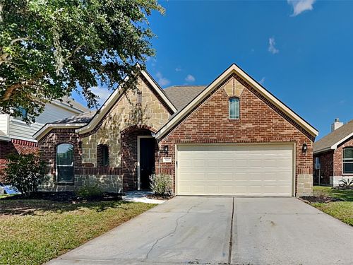 3007 Lockeridge Village Dr, Spring, TX, 77386-7047 | Card Image