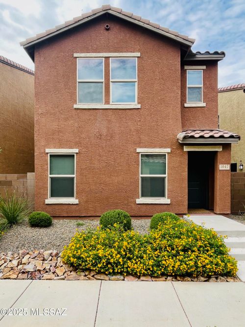 1047 E Descent St, Tucson, AZ, 85719-0032 | Card Image