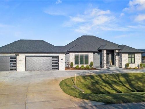 11975 W Cherese Cir, Wichita, KS, 67215-2510 | Card Image