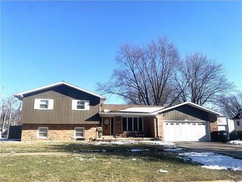 400 S Sheridan Street, Pana, IL, 62557 | Card Image