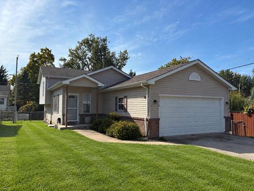 23419 82 Street, SALEM LAKES, WI, 53168 | Card Image