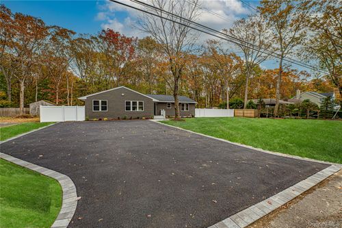 225 Tyler Ave, Miller Place, NY, 11764-3100 | Card Image