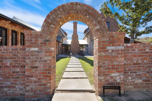 106 Brookside Dr, Carlton Landing, OK, 74432 | Card Image