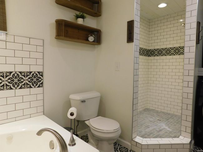 9118 S Don Way, House other with 3 bedrooms, 2 bathrooms and null parking in Claypool IN | Image 12