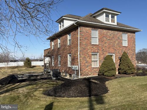 2-613 Laudermilch Rd, HUMMELSTOWN, PA, 17036-7664 | Card Image