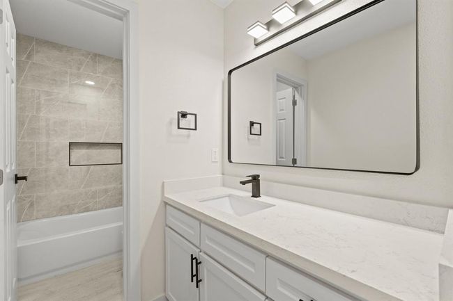 Secondary bathroom | Image 17