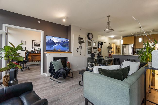 2005 - 110 Brew St, Condo with 2 bedrooms, 2 bathrooms and 1 parking in Port Moody BC | Image 5